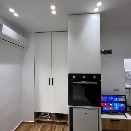 Luxury Apartment In Blloku Area Tirana Kültér fotó