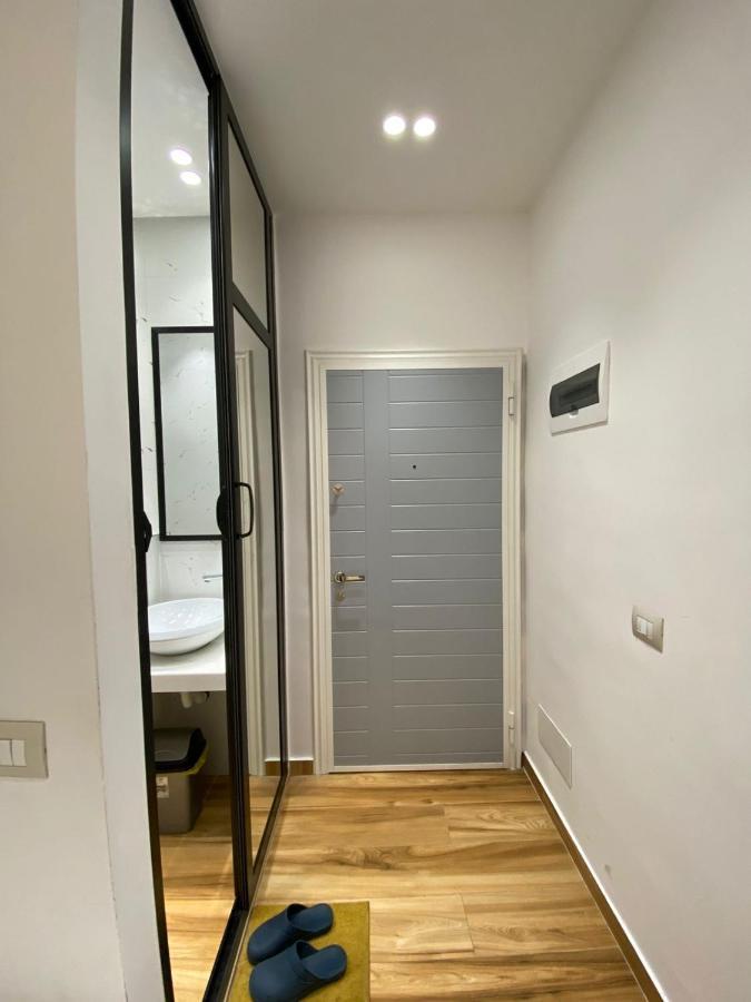 Luxury Apartment In Blloku Area Tirana Kültér fotó