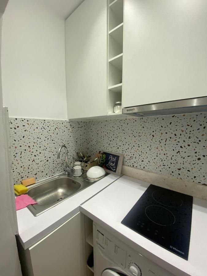 Luxury Apartment In Blloku Area Tirana Kültér fotó